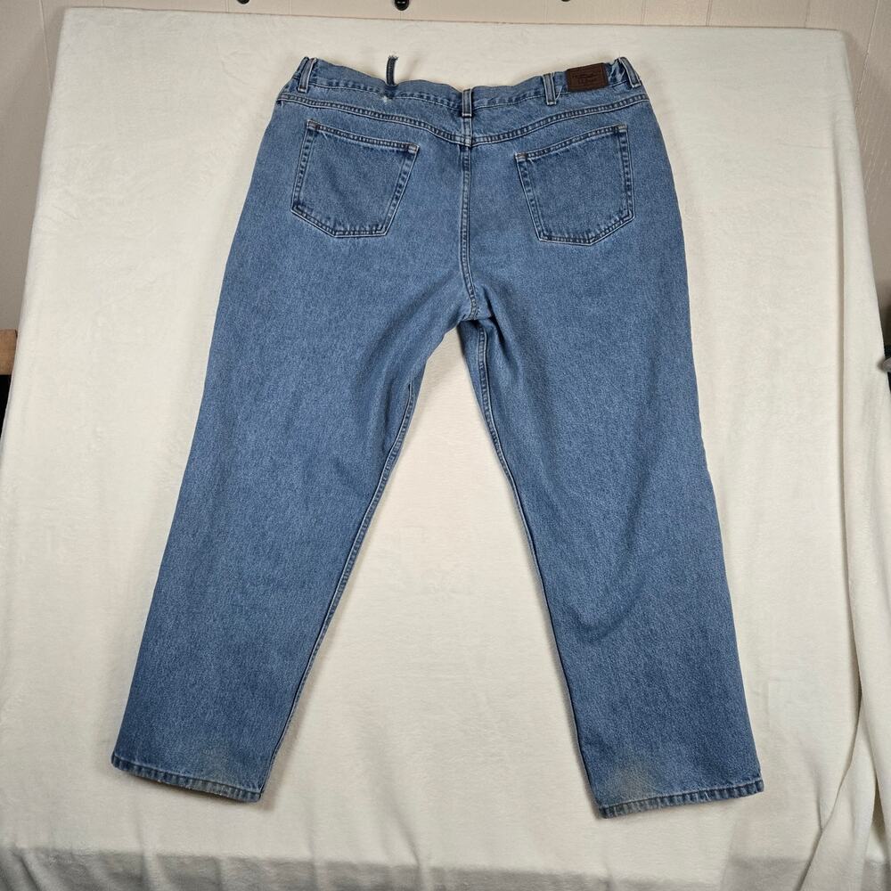 L.L. Bean Comfort Waist Jeans Mens 44x32 Straight Leg Jeans Denim 0833 - Picture 2 of 13